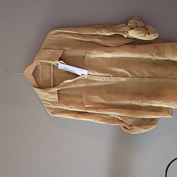 Kyla Seo Small - Picture 2 of 4